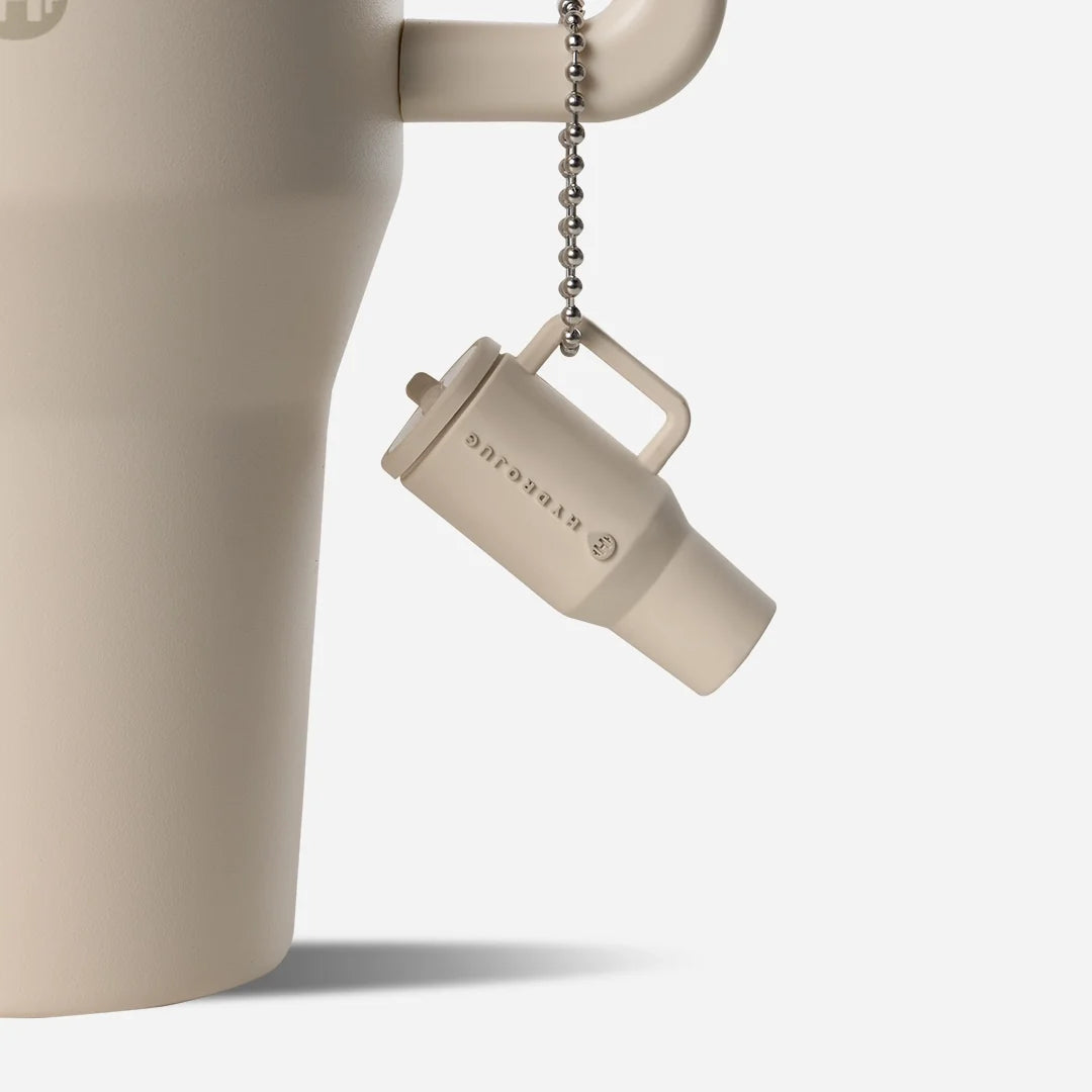 traveler-keychain-t7 Web-TravelerKeychainPhotos-Cream2.webp